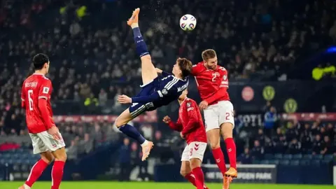 巴薩球員年薪封頂降至2.7億歐，資產銷售不達標準影響財務效益